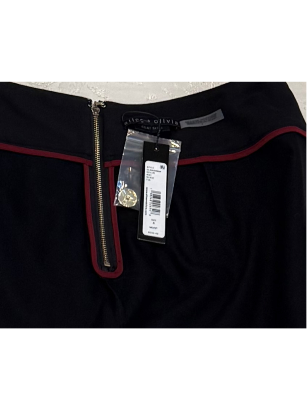 Alice + Olivia Noah Side Stripe Skort, Size 8, NWT - Picture 8 of 9